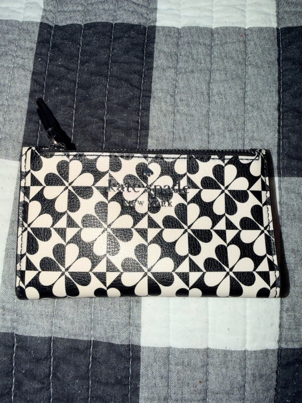 Kate Spade Bifold wallet